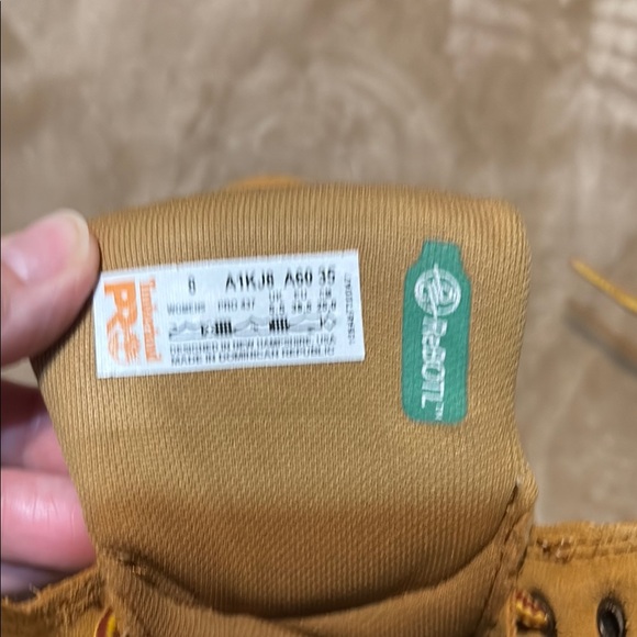 Timberland Women’s Tan Boots - Picture 2 of 7